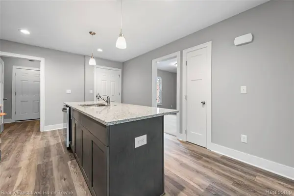 303 Hidden Harbor #2, Marine City, MI 48039