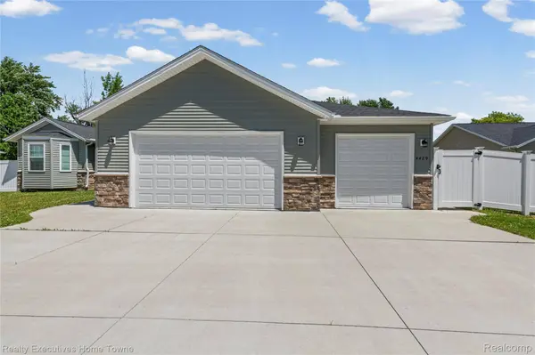4429 RIVER RD, East China Township, MI 48054