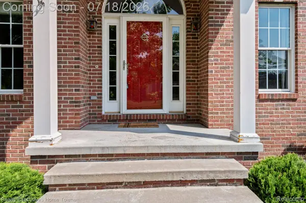 3276 Shorewood AVE, Fort Gratiot Charter Township, MI 48059