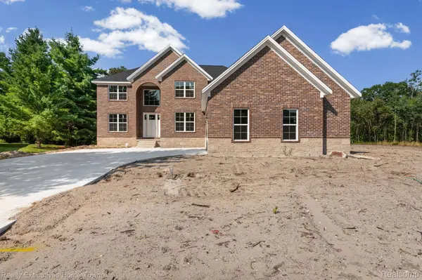3258 Shorewood AVE, Fort Gratiot Charter Township, MI 48059