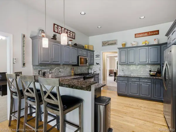 3276 Shorewood AVE, Fort Gratiot Charter Township, MI 48059