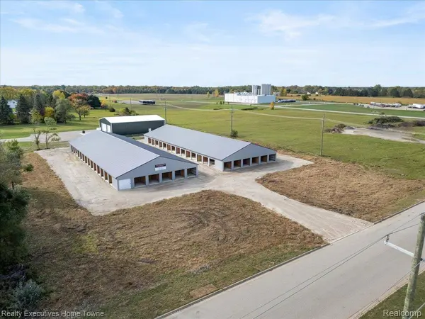 4212 Division ST, Cass City Village, MI 48726