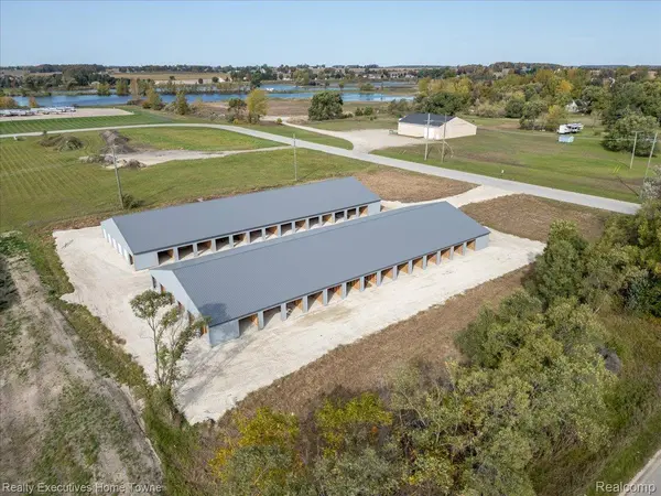 4212 Division ST, Cass City Village, MI 48726