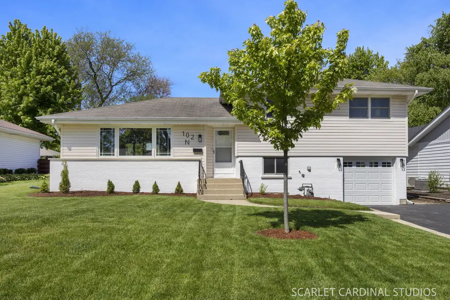 102 N Erie Ave, Wheaton, IL 60187-4536