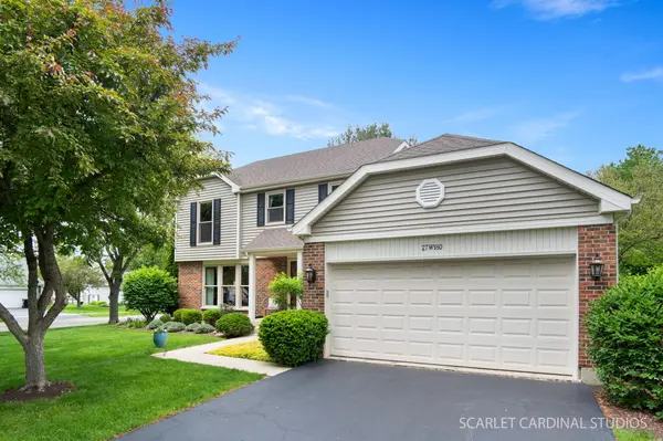 27W180 Chestnut Ln, Winfield, IL 60190-2047