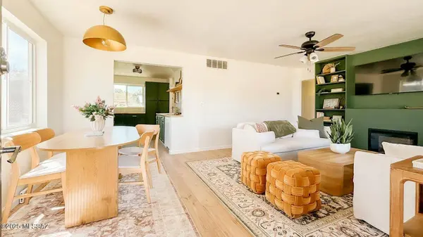 2906 E Presidio Road, Tucson, AZ 85716