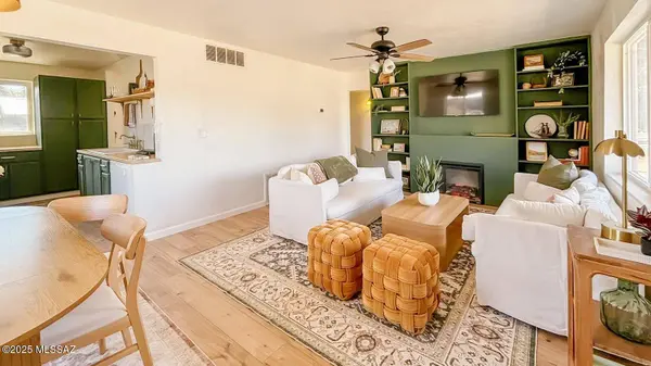 2906 E Presidio Road, Tucson, AZ 85716