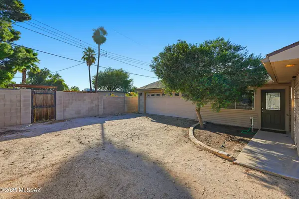 852 S Stuart Place, Tucson, AZ 85710