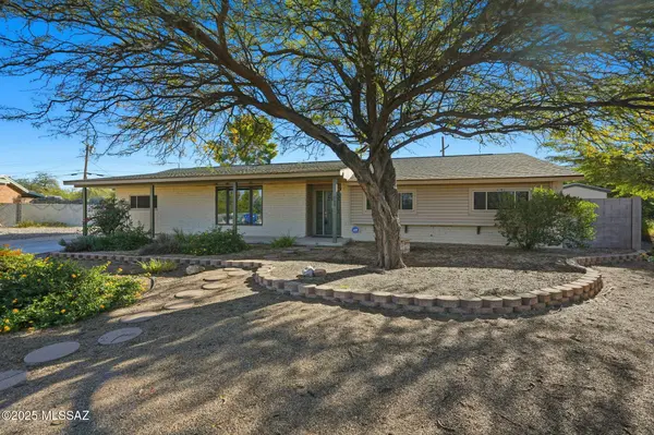 852 S Stuart Place, Tucson, AZ 85710
