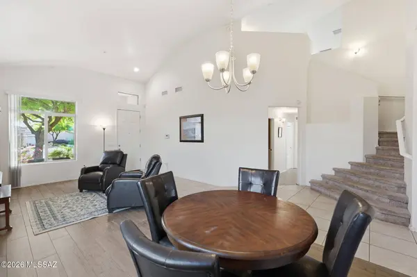 6129 S Eagles Roost Drive, Tucson, AZ 85757