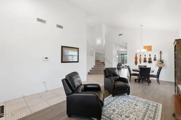 6129 S Eagles Roost Drive, Tucson, AZ 85757