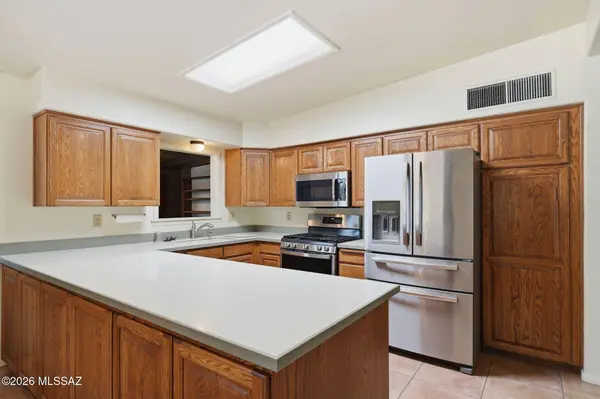 1125 E Kleindale Road, Tucson, AZ 85719