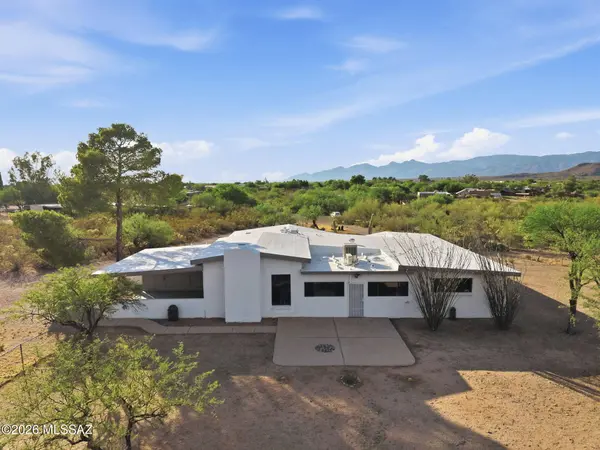 7611 S Avenue De Belleza, Tucson, AZ 85747