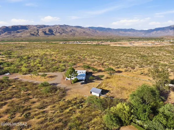 7611 S Avenue De Belleza, Tucson, AZ 85747