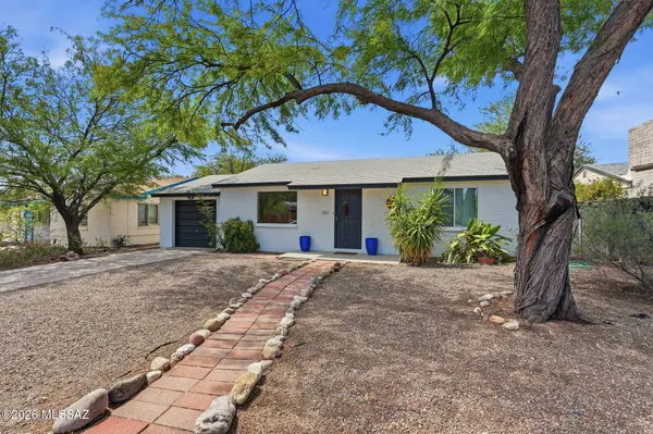 2922 E Seneca St, Tucson, AZ 85716