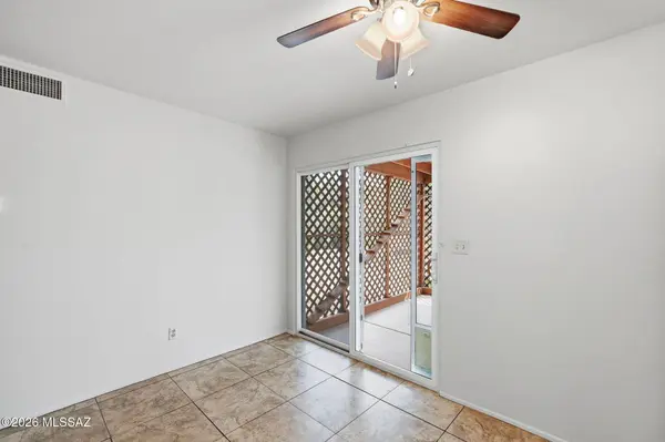 9871 E Sellarole Rd, Tucson, AZ 85730