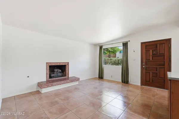 1125 E Kleindale Rd, Tucson, AZ 85719