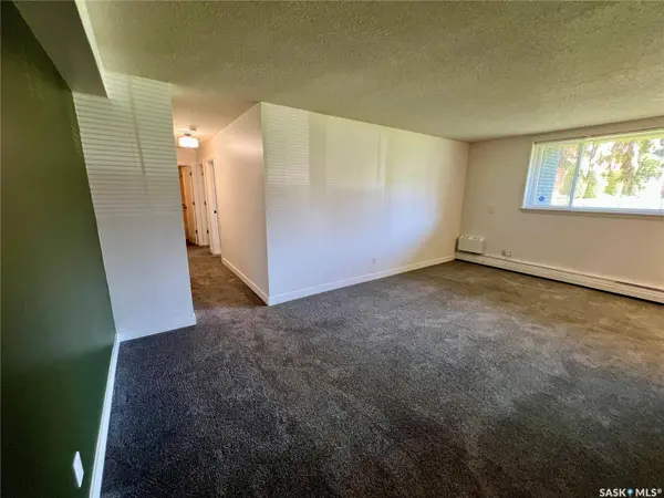 208 Lindsay PLACE #6, Saskatoon, SK S7H 3E6