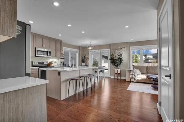 251 Underhill WAY, Saskatoon, SK S7V 0M9