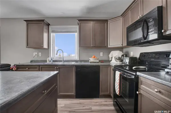 923 Kristjanson ROAD #208, Saskatoon, SK S7S 0B1