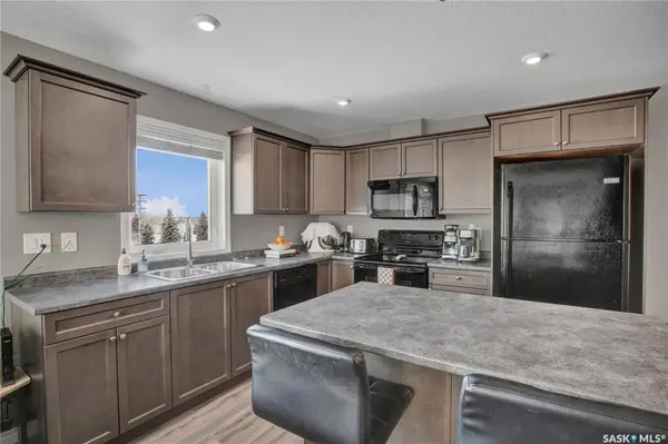 923 Kristjanson ROAD #208, Saskatoon, SK S7S 0B1