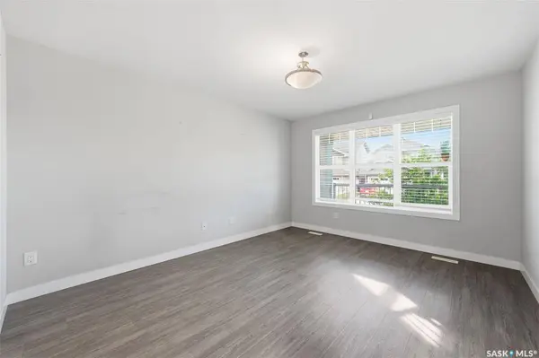 139 Stilling MEWS, Saskatoon, SK S7V 0P4