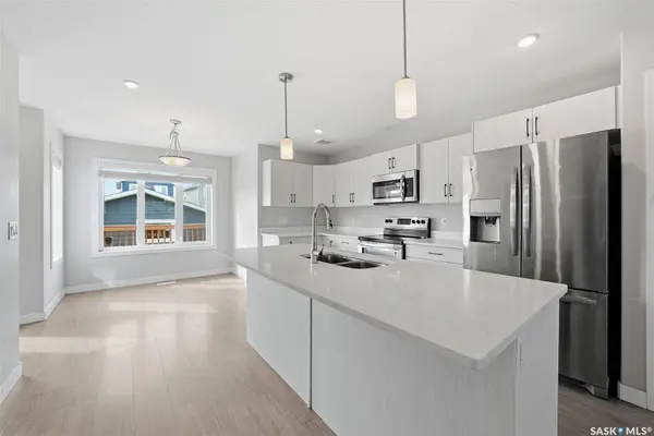 139 Stilling MEWS, Saskatoon, SK S7V 0P4