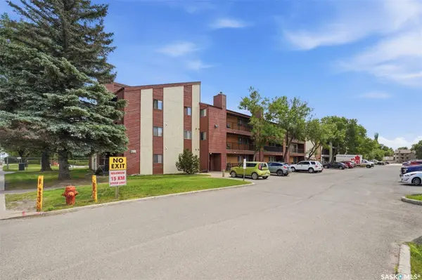 4040 8th STREET E #105A, Saskatoon, SK S7H 5L4