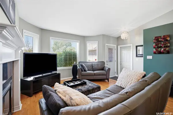 238 Beechmont CRESCENT, Saskatoon, SK S7V 1C8