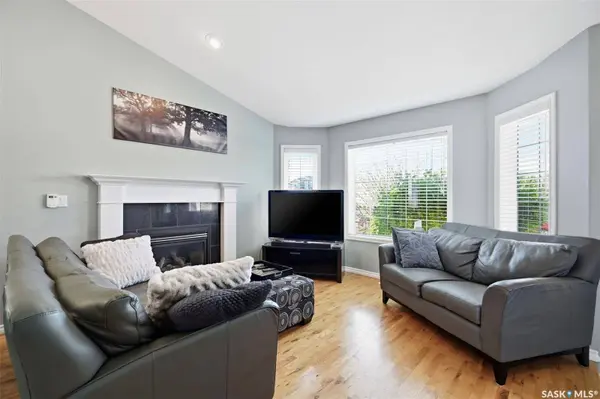 238 Beechmont CRESCENT, Saskatoon, SK S7V 1C8