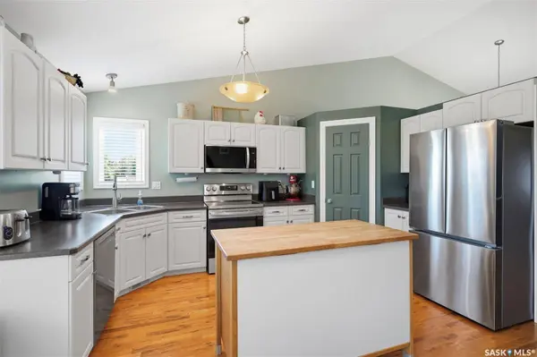 238 Beechmont CRESCENT, Saskatoon, SK S7V 1C8