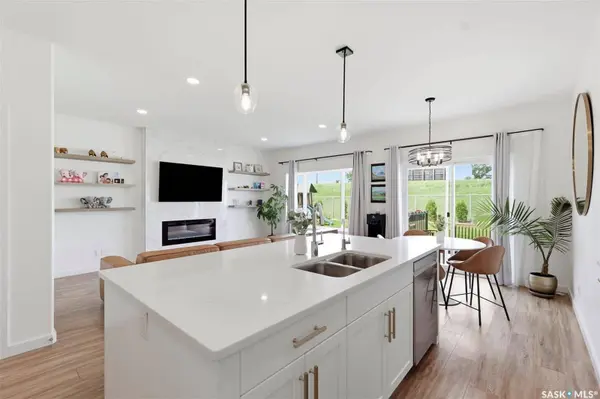 421 Germain MANOR