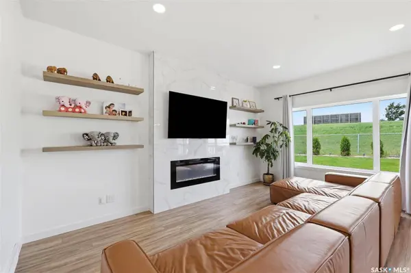 421 Germain MANOR, Saskatoon, SK S7V 0V1