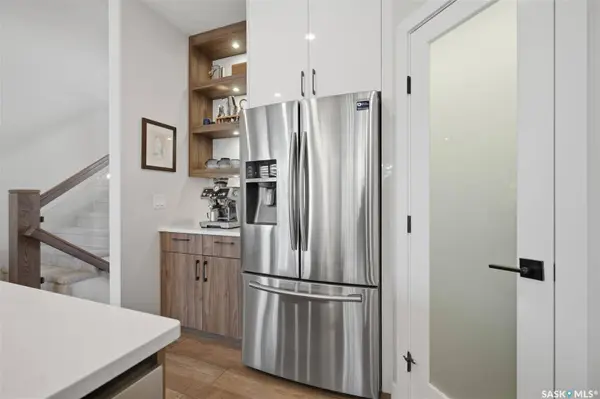 566 Bolstad TURN, Saskatoon, SK S7W 0X9