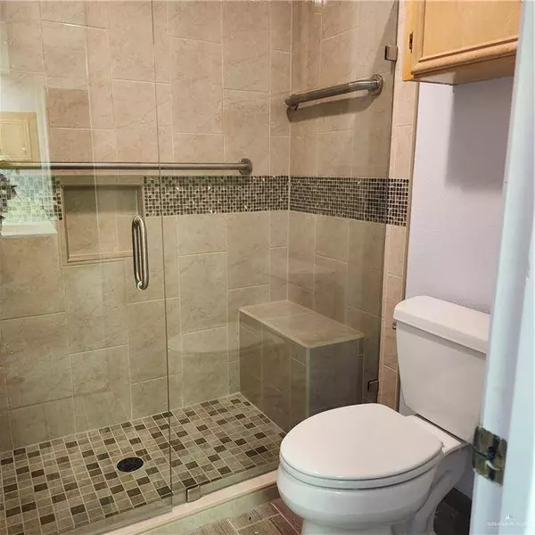 419 Country Club DR, Alamo, TX 78516