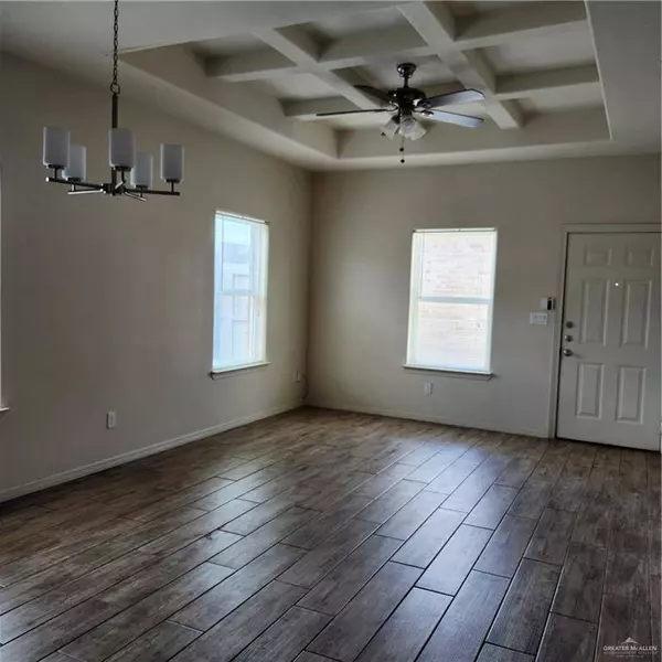 4008 Hawthorne AVE #4, Edinburg, TX 78539