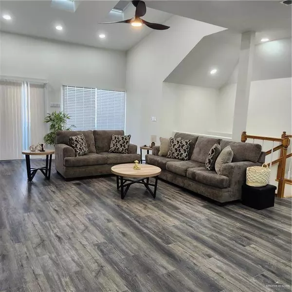 2914 Chateau ST, Edinburg, TX 78539