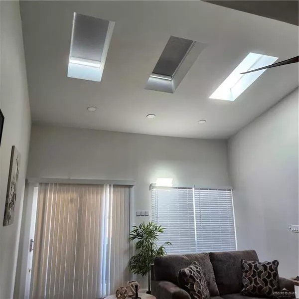 2914 Chateau ST, Edinburg, TX 78539