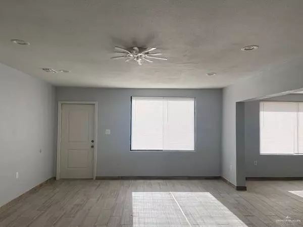 12508 N 57th LN, Mission, TX 78573