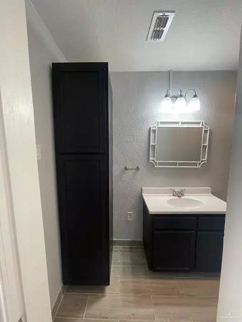 12508 N 57th LN, Mission, TX 78573