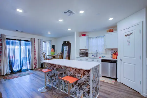 295 Bryce Canyon CT, Merced, CA 95341