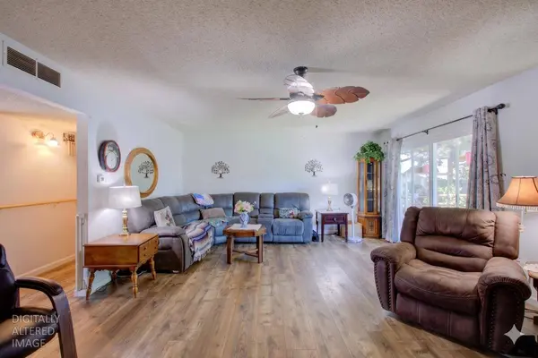 105 Gill WAY, Chowchilla, CA 93610