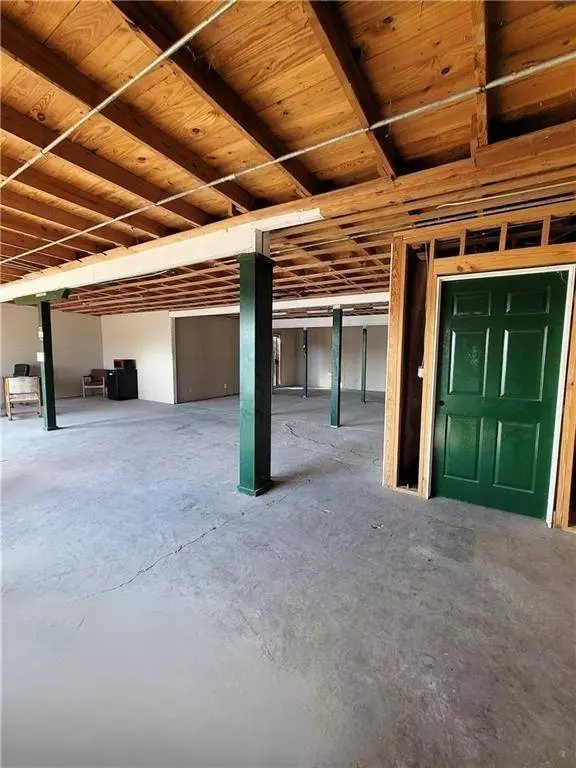 1402 S Washington ST, Beeville, TX 78102