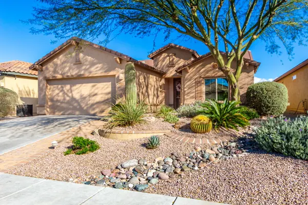 10071 S Black Surrey Dr, Vail, AZ 85641-5941