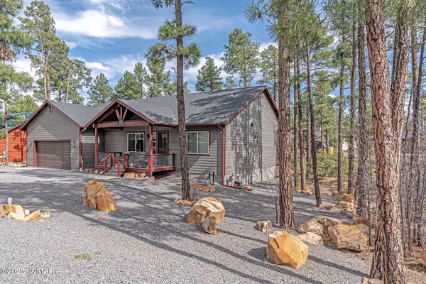 670 S Mountain Pines Avenue, Show Low, AZ 85901