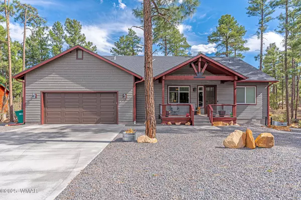 670 S Mountain Pines Avenue, Show Low, AZ 85901