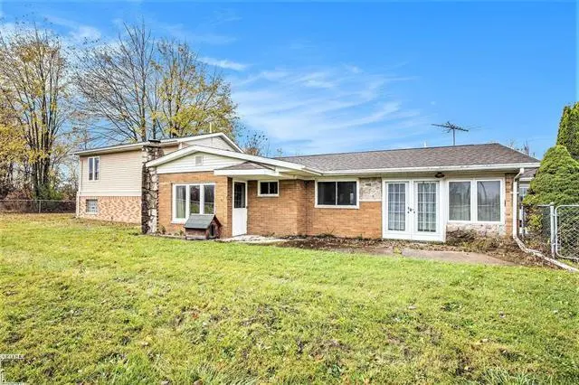 11377 Hill Rd, Riley Twp, MI 48041-2005