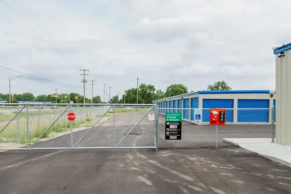 2011 S Sheridan Rd, Lennon, MI 48449-9701