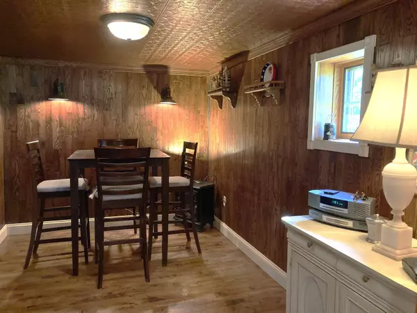 435 S Main Street, Fall River, WI 53932