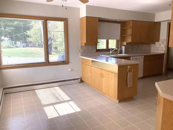 638 Vine Street, West Bend, WI 53095